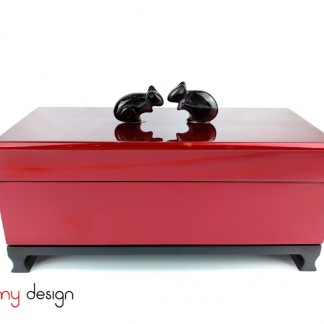 Red rectangular box attached with black horn mice included with stand 13*30 cm